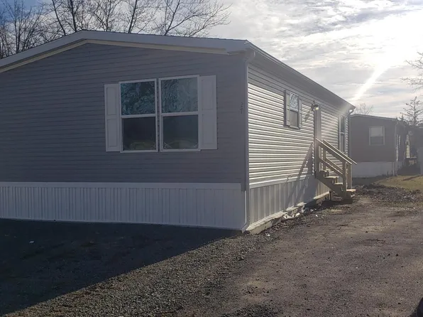 27 Laurel Run Dr, Quakertown, PA 18951
