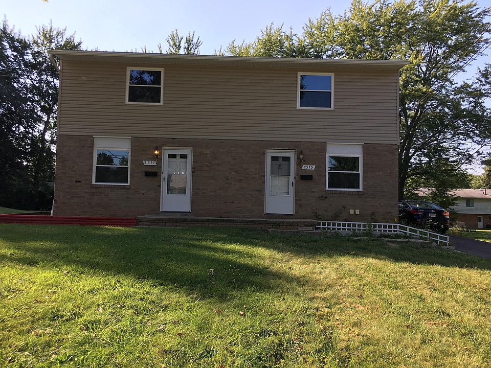 1st image of 2511 Maplehurst Dr
