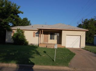 2204 NW 19th St, Lawton, OK 73507