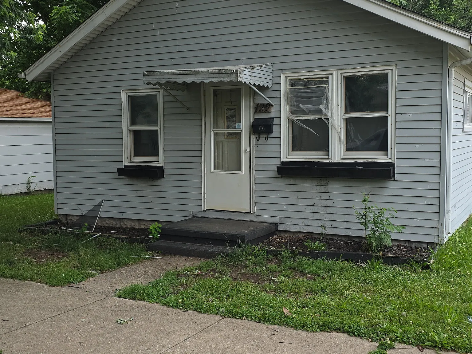 2 bed, 704 sqft, $825 — Photo 2