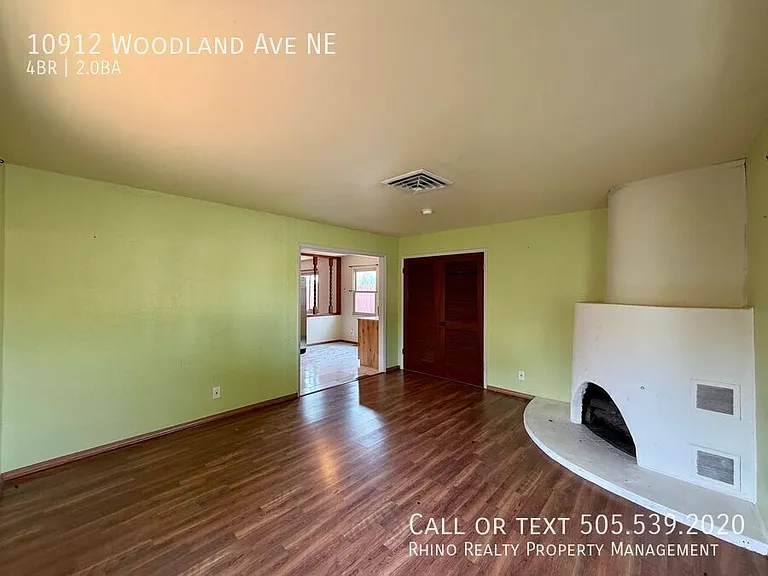 10912 Woodland Ave NE — Photo 9