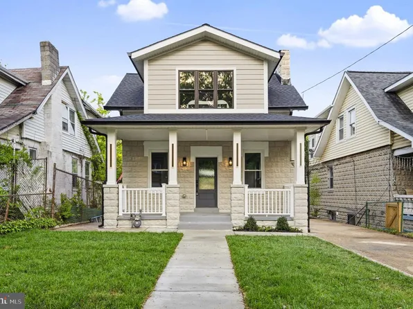 2715 17th St NE, Washington, DC 20018