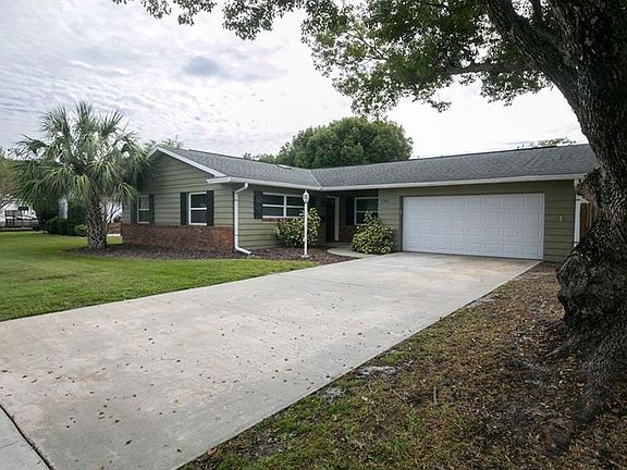 2nd image of 3340 Balsam Dr