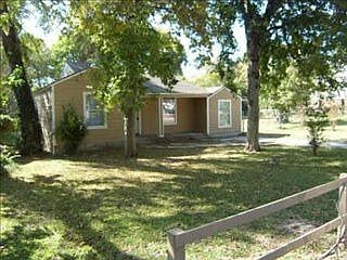 5th image of 7030 Fairdale Ave