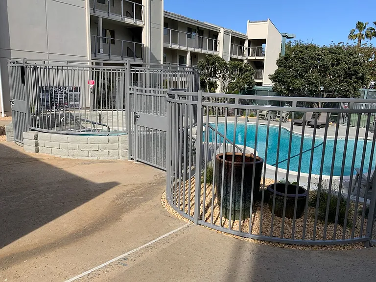 135 S Sierra Ave #14 — Photo 36