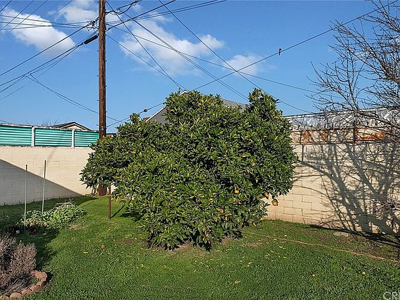 5th image of 9136 S Van Ness Ave