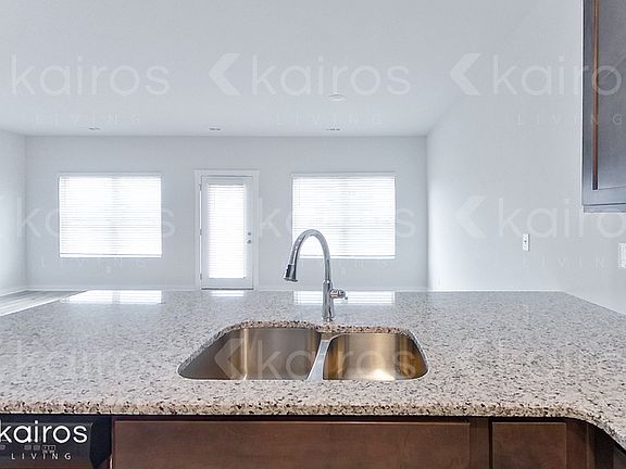 3rd image of 6403 Upchurch Dr