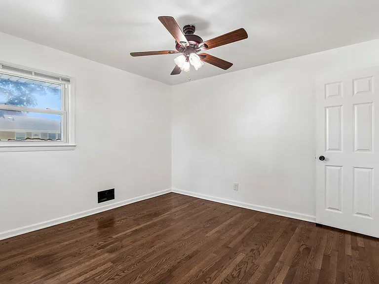 2223 Grove Ave — Photo 24