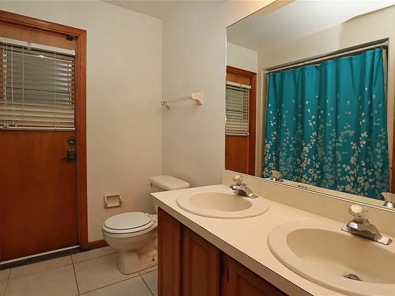 5722 Bay Side Dr — Photo 19