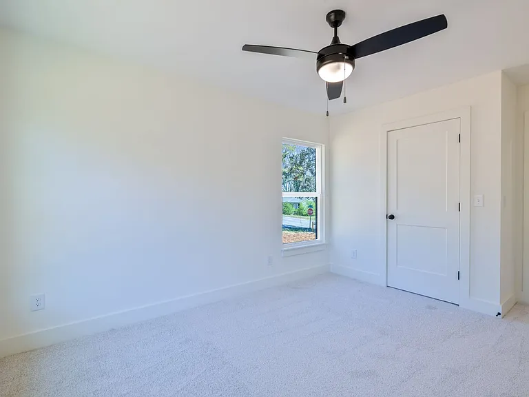 97 Issaqueena Trl — Photo 16
