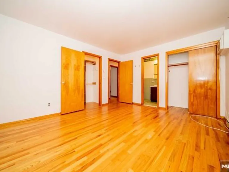 20 Lafayette St #2 — Photo 13