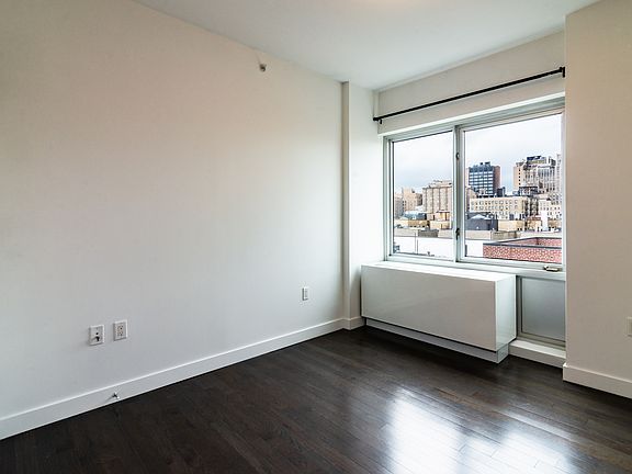 5th image of 605 W 161st St #A