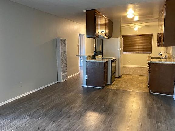 4th image of 338 S Avenue 60 #17