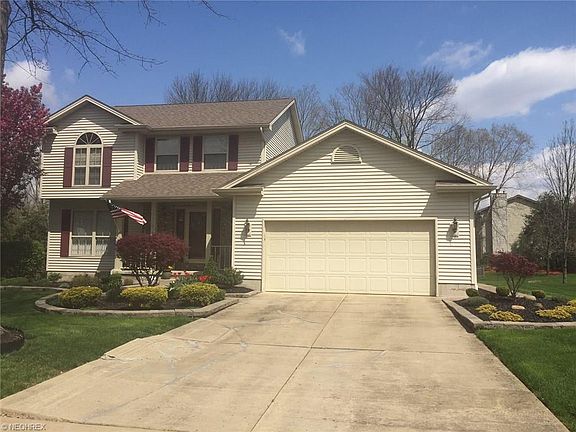 3rd image of 6920 Meander Reserve Ct