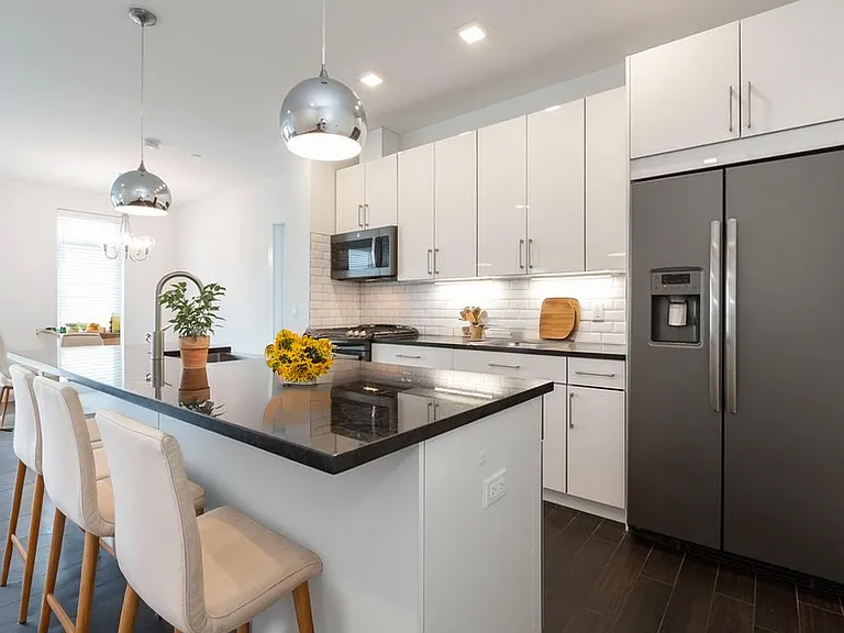 159 Cedar St #201 — Photo 2