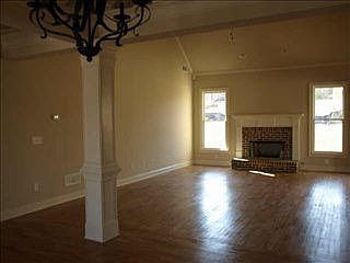 3rd image of 156 Cypress Cove Ct