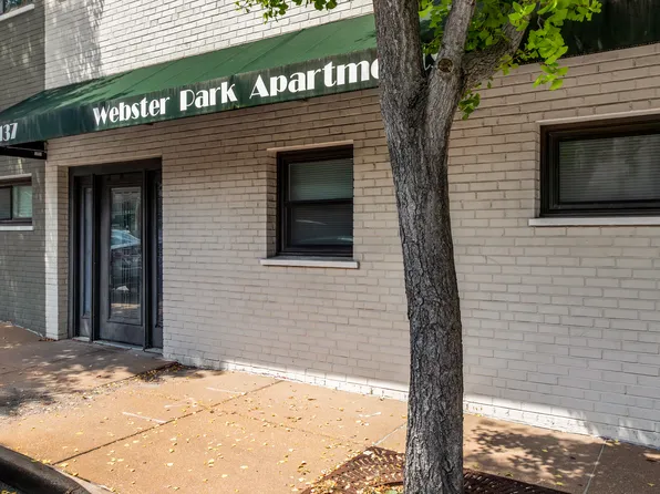 137 E Lockwood Ave #2-B, Saint Louis, MO 63119