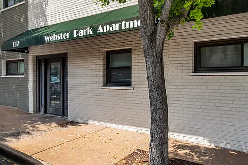 137 E Lockwood Ave #2-B Photo 1