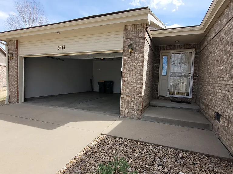 9214 Winona Ct — Photo 2