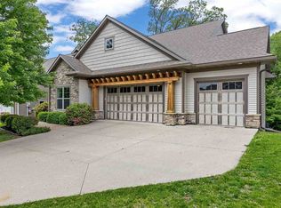 856 Sugar Loaf Cir, Iowa City, IA 52245