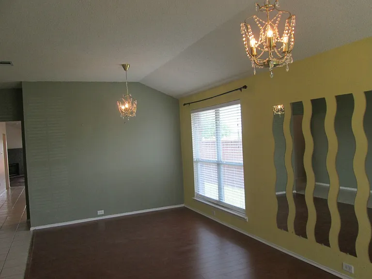 9102 Gaspard Ct — Photo 11