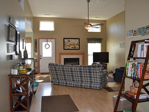 5th image of 2895 Southfield Village Dr