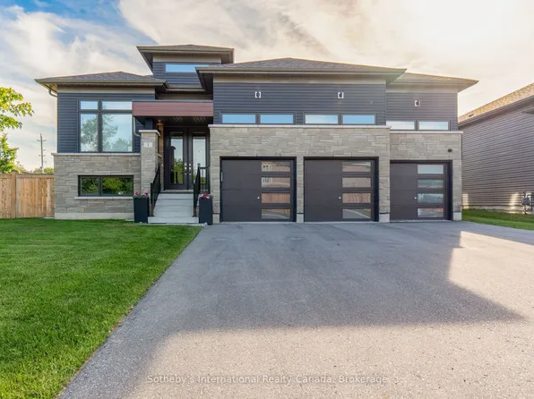 1 Chiara Dr, Wasaga Beach, ON L9Z 1R4