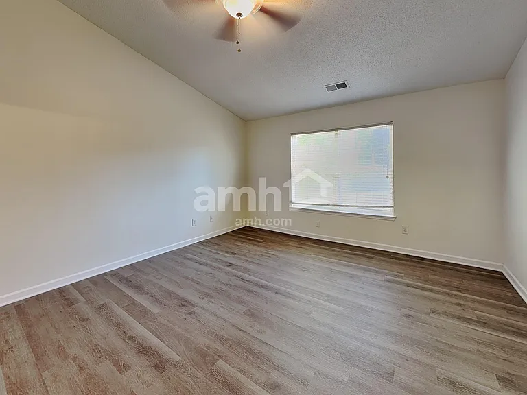 4008 Edgeview Dr — Photo 9
