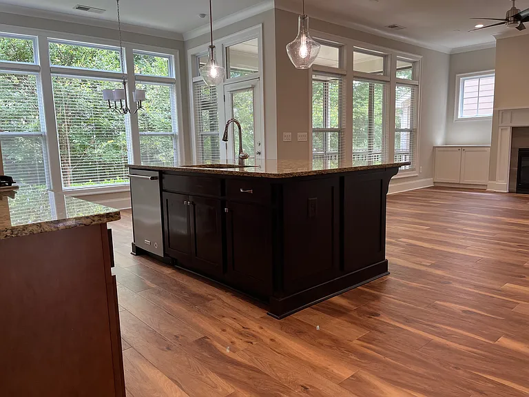 350 Braeden Way — Photo 5