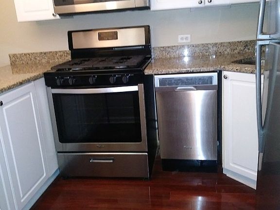 2nd image of 230 E Ontario St APT 1503