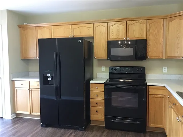 8817 Hadco Ln — Photo 2