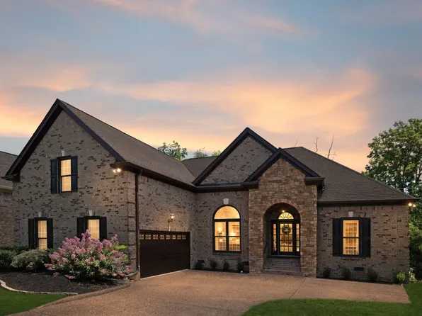425 Caledonian Ct, Nashville, TN 37211