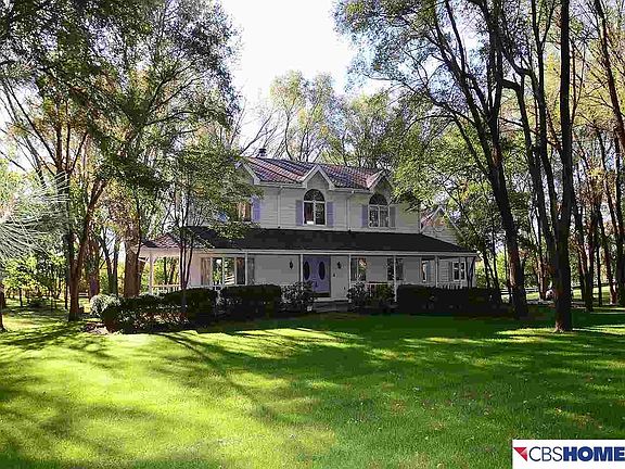 2nd image of 949 S 205th St
