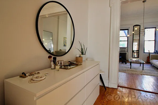 Rented by Compass | media 6