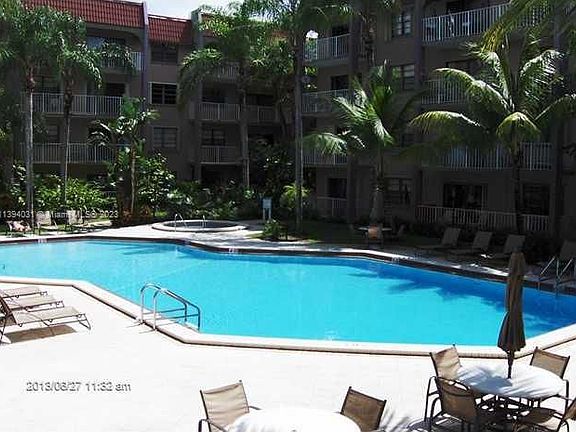 5th image of 9301 SW 92nd Ave APT A220