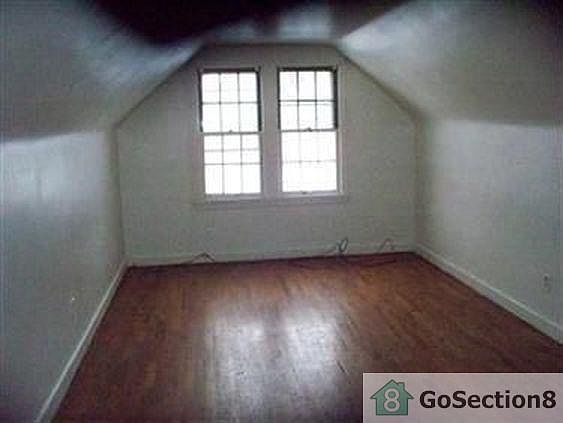 2nd image of 710 Rex Blvd NW