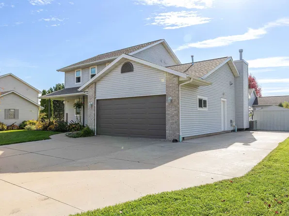 750 Leeward Ln, Oregon, WI 53575