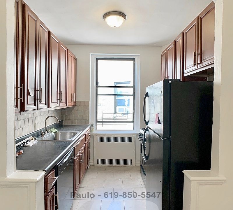 1st image of 200 E 18th St APT 6J