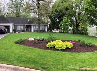 708 Red Oak Ct, Bartlett, IL 60103
