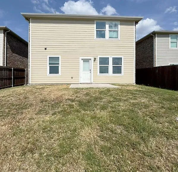 1902 Chapel Hill Rd — Photo 10