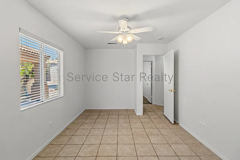 3 bed, 2.0 bath, 1520 sqft, $1,899 — Photo 4