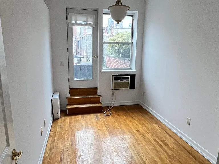 106 W 76th St #4B — Photo 3