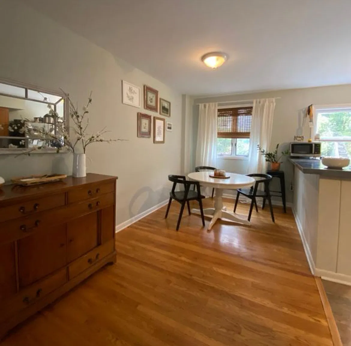 3 bed, 1120 sqft, $2,150 — Photo 3