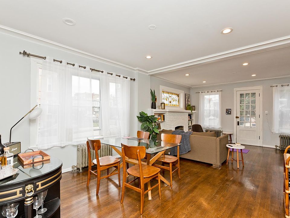 1st image of 3557 W Wrightwood Ave #4E