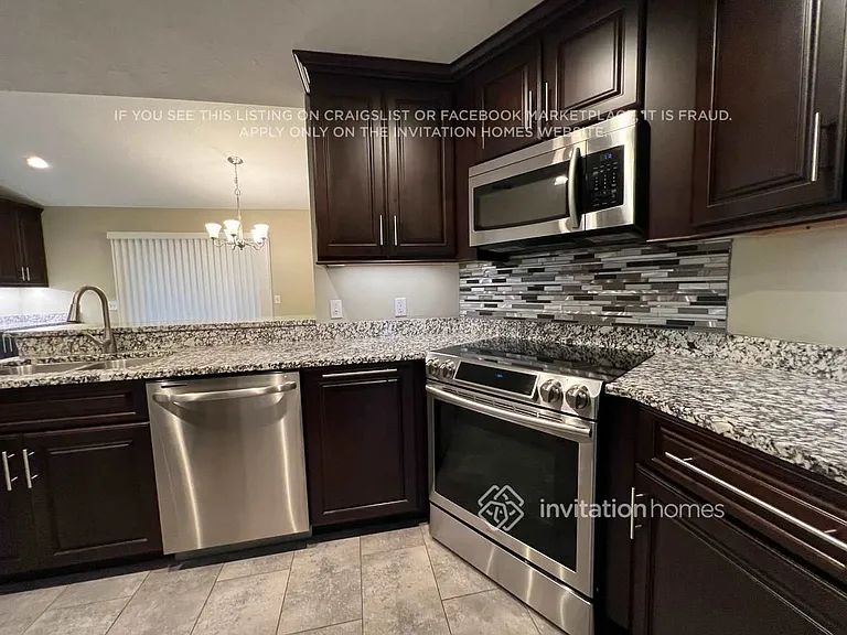 2148 Tioga Dr — Photo 4