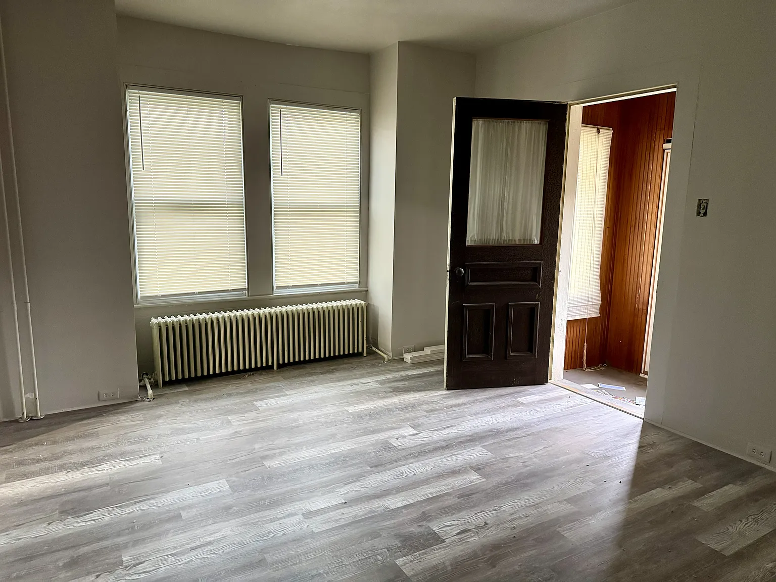 4 bed, 1360 sqft, $2,700 — Photo 3