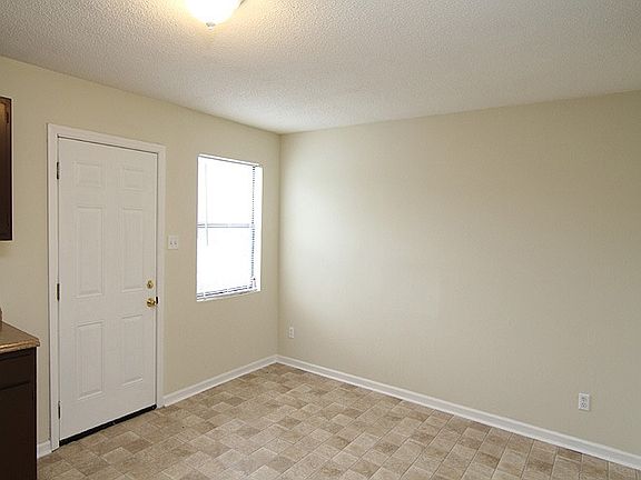 5th image of 1335 Marne Ave APT A