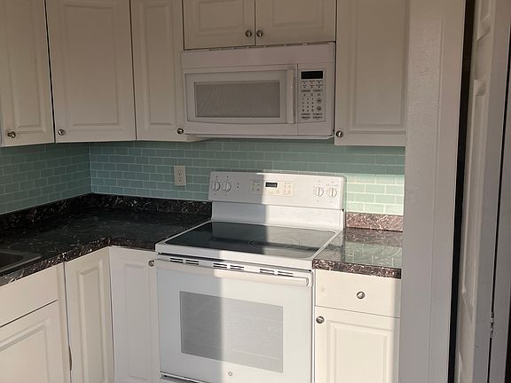 3rd image of 9410 N 50th St APT C