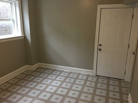 2nd image of 5116 W North Ave APT 1R