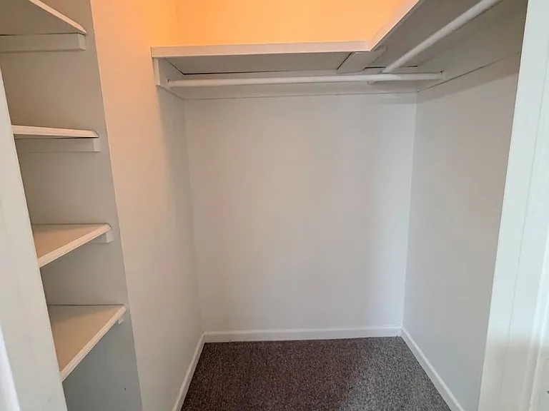 442 Stanley Ave — Photo 15